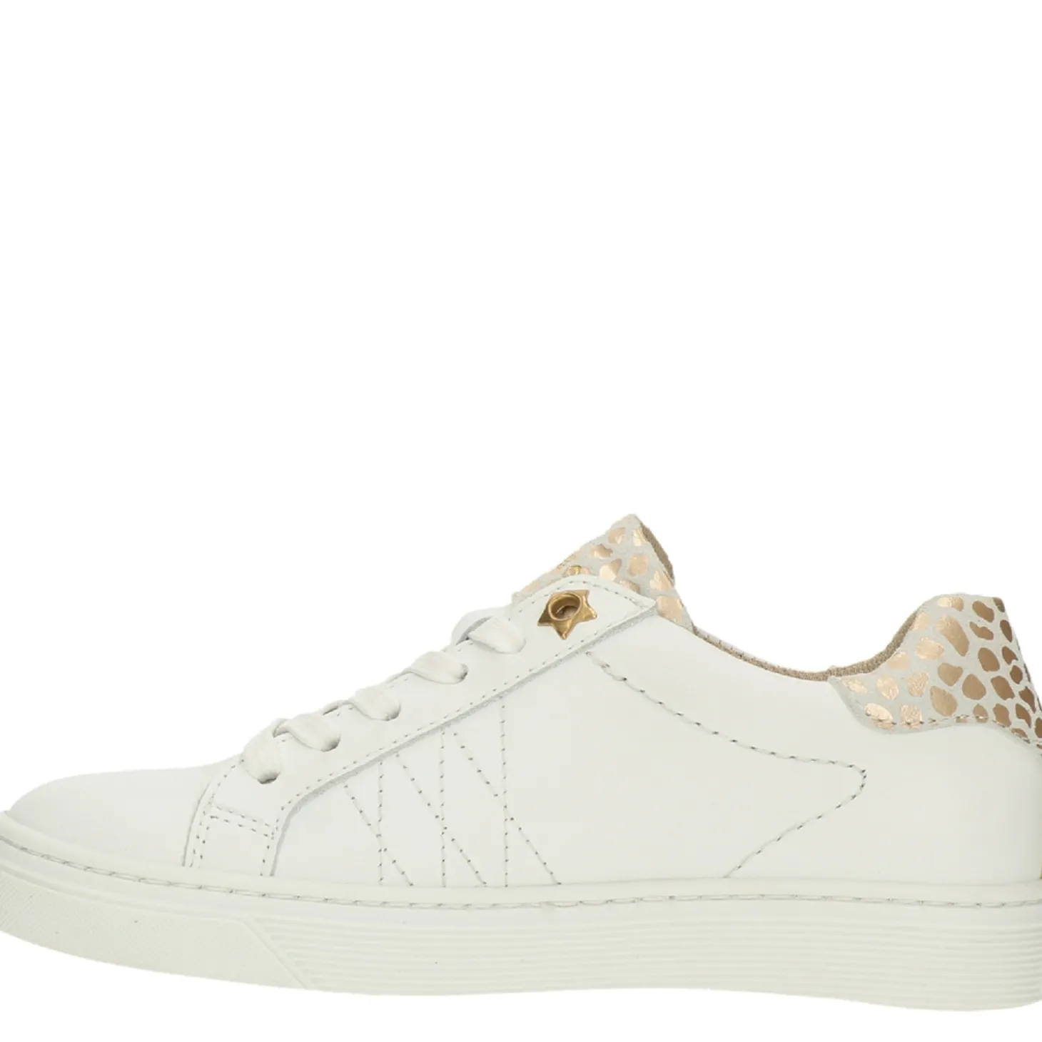 bull_boxer_baskets_et_sne_2-1.webp Bull boxer baskets et sneakers aop005e5l blanc