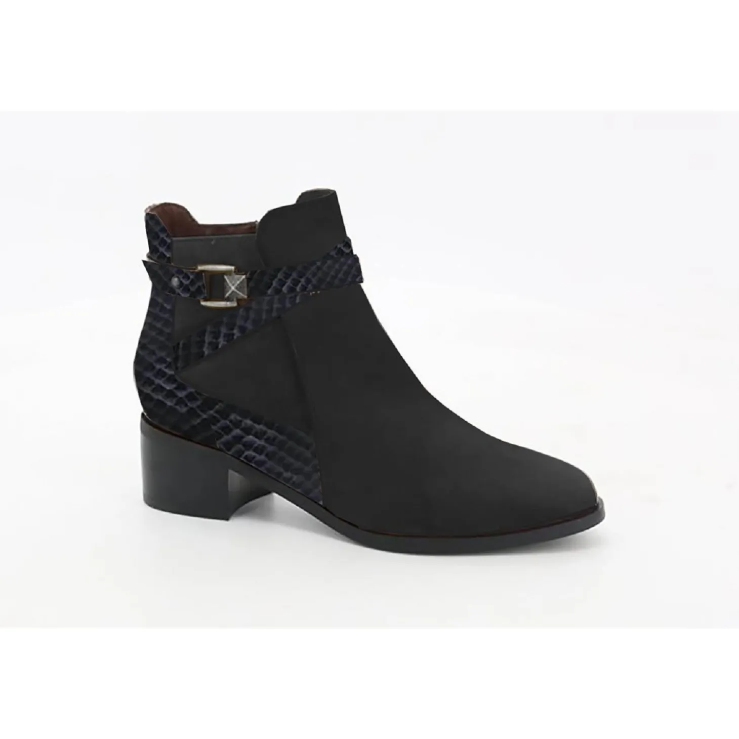 fugitive_boots_raisin_noi_0.webp Fugitive boots raisin noir