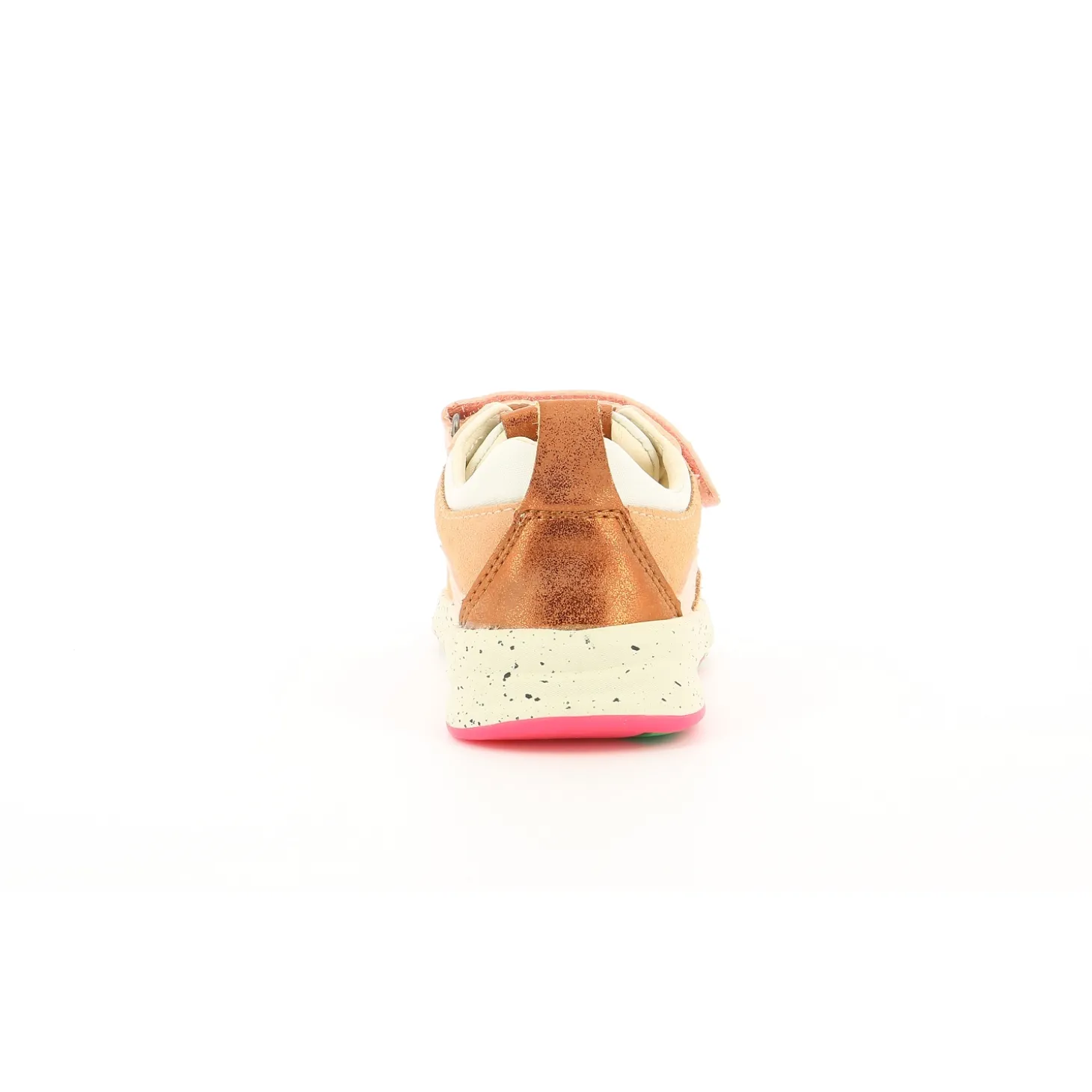 kickers_baskets_et_sneake_2.webp Kickers baskets et sneakers kiwyvelc cdt rose