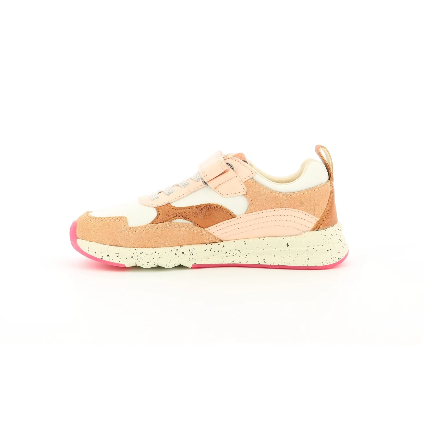 kickers_baskets_et_sneake_3.webp Kickers baskets et sneakers kiwyvelc cdt rose