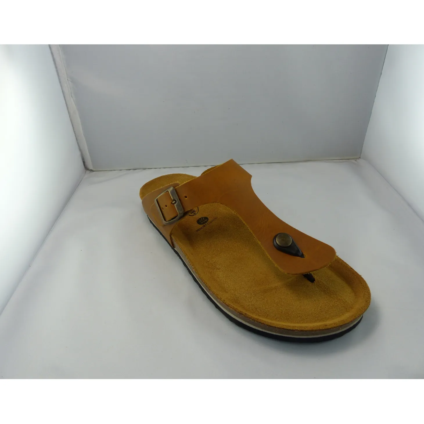 plakton_nu_pieds_et_sanda_0-3.webp Plakton nu pieds et sandales bolero camel