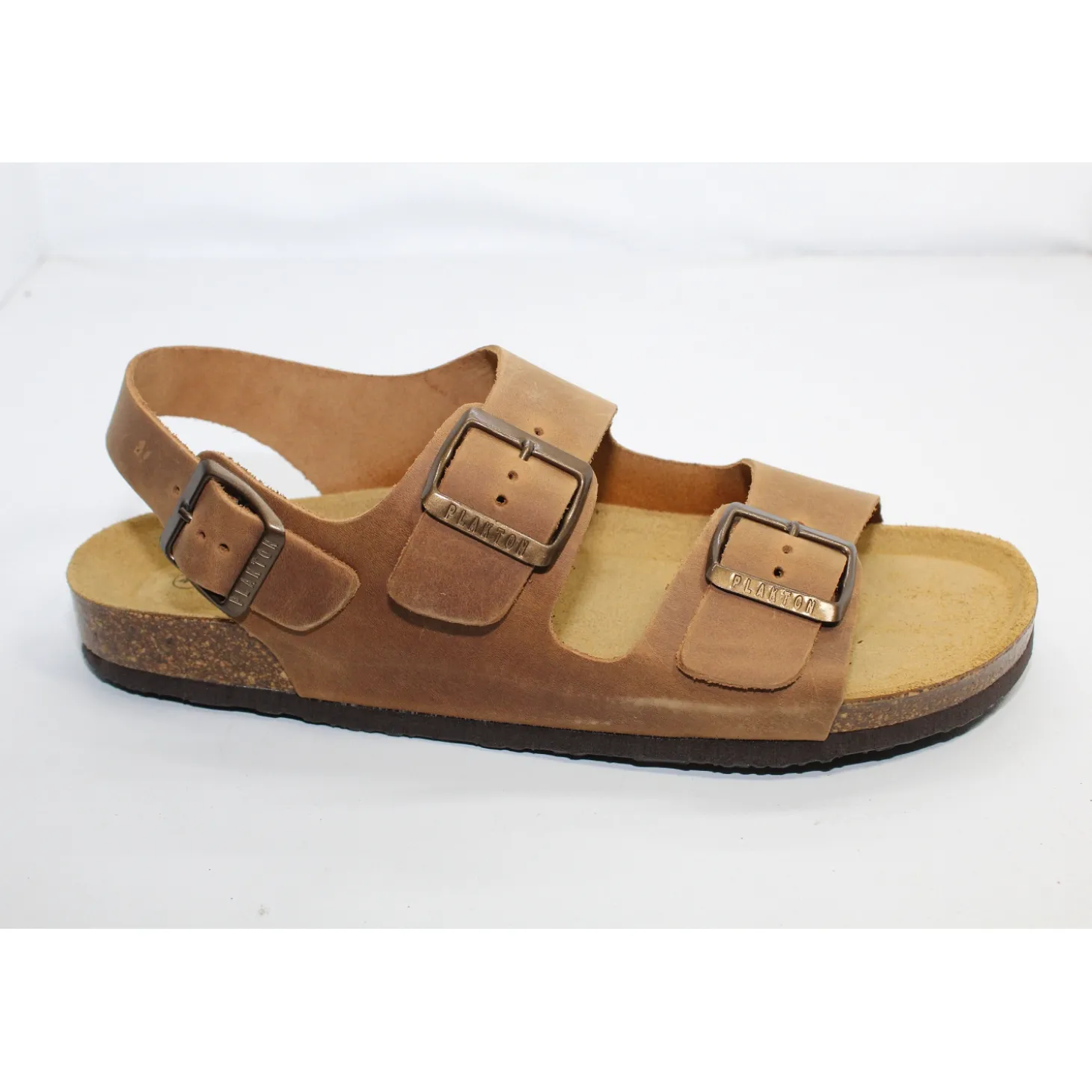 plakton_nu_pieds_et_sanda_0.webp Plakton nu pieds et sandales baku marron