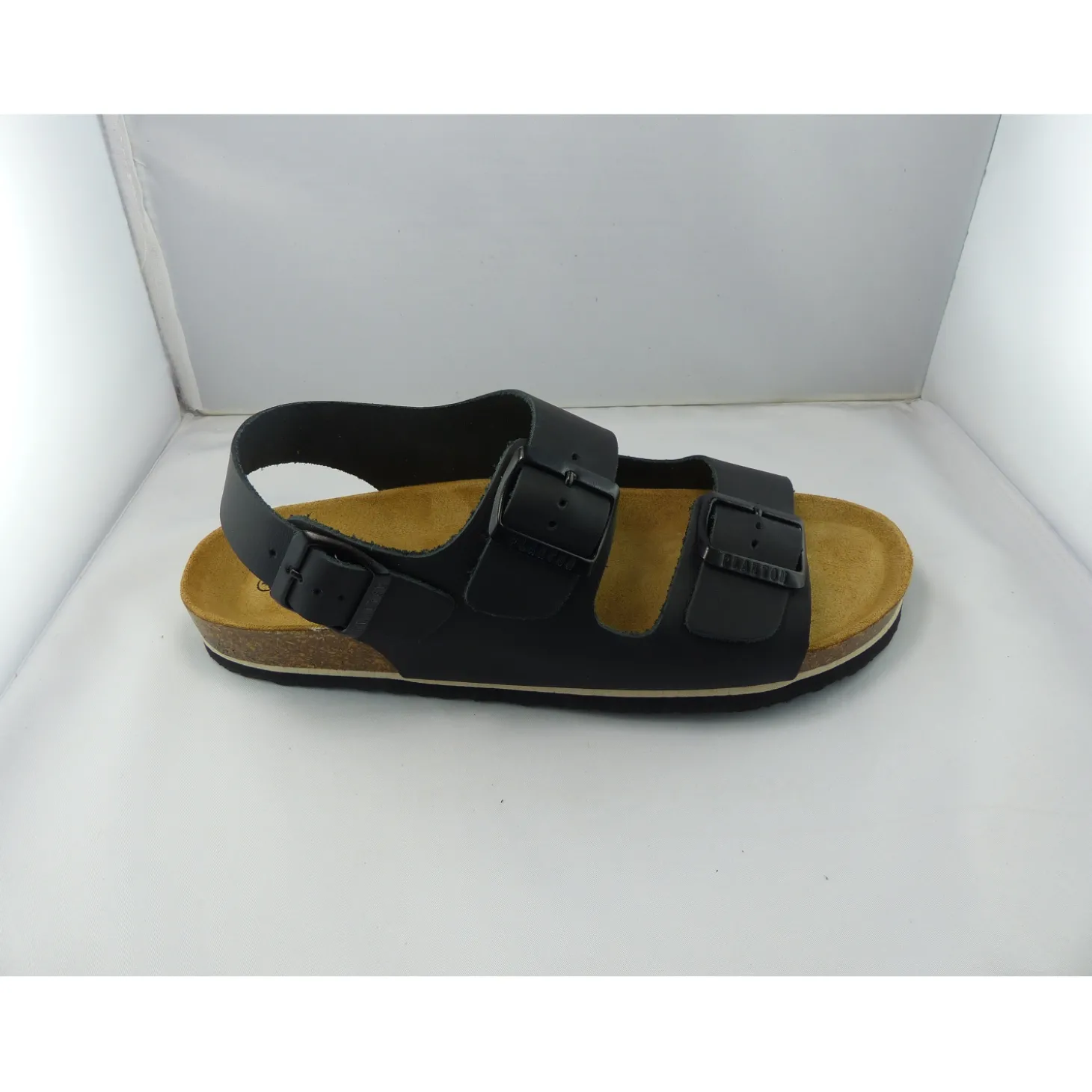 plakton_nu_pieds_et_sanda_2-2.webp Plakton nu pieds et sandales baku noir