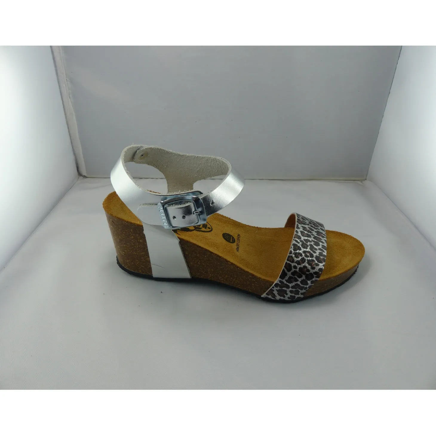 plakton_nu_pieds_sandales_2-14.webp Plakton nu pieds sandales brissa argent